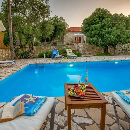 Villa Emmy Gaios